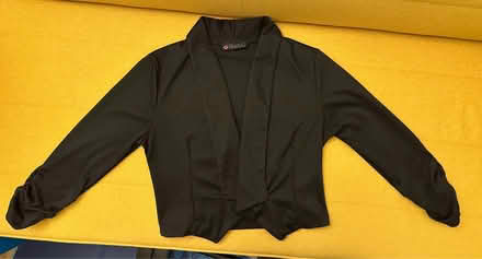 Photo of free Women’s small cropped blazer (OX3 8TG) #1
