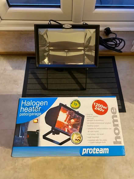 Photo of free Patio/Garage Halogen Heater (Bracknell Forest RG12) #1