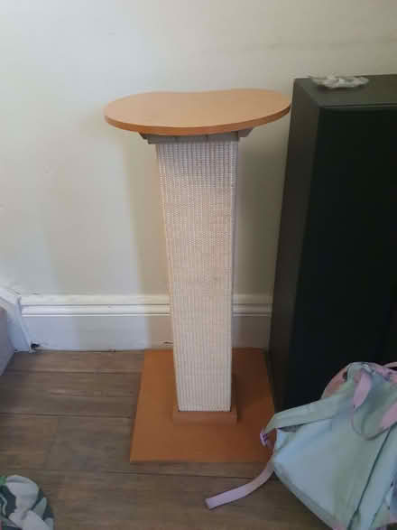 Photo of free Cat scratching post (Knighton LD7) #1