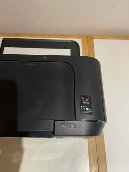 Photo of free scanner/ copier needs ink, may work ? (St Just TR19) #1