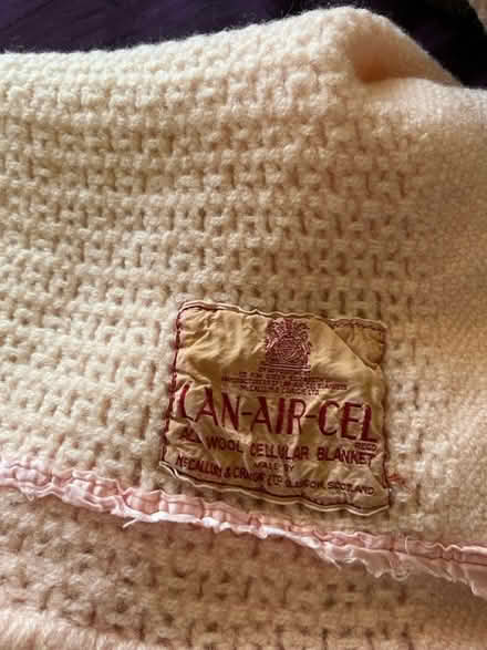Photo of free 3 woollen blankets (Beckenham BR3) #2