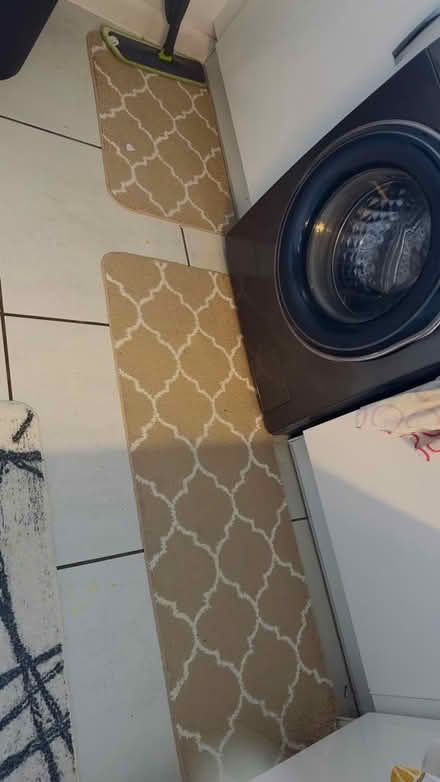 Photo of free Rugs - Machine washable (Broughton MK10) #2