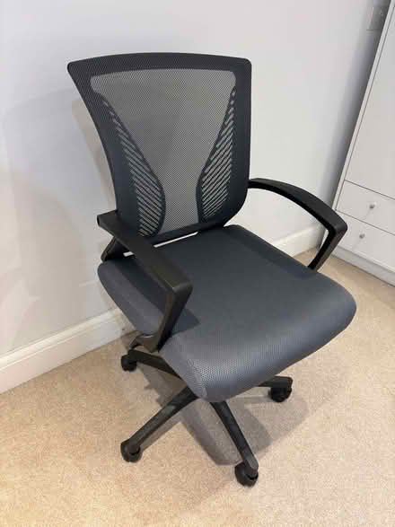 Photo of free Office / Desk Chair (Kennington SE11) #2