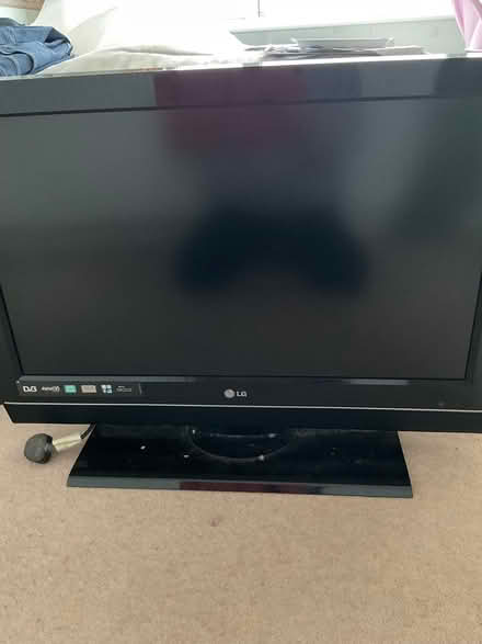 Photo of free 32 inch TV (West Bridgford NG2) #1