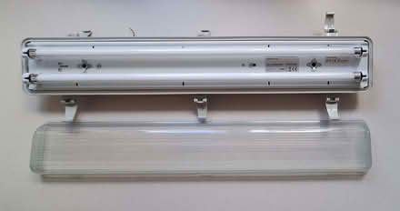 Photo of free Small twin strip light (Epping CM16) #3