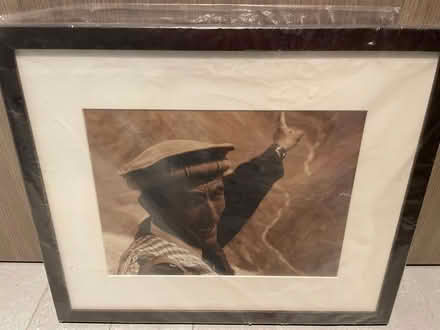 Photo of free Unused picture frame (Agar Grove N7) #1