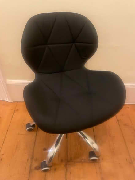 Photo of free Black Adjustable Office Chair (Barnsbury Street N1) #1