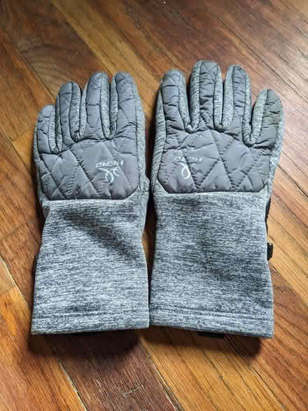 Photo of free Adult gloves (size small) (Ann Arbor Northwest Side) #1