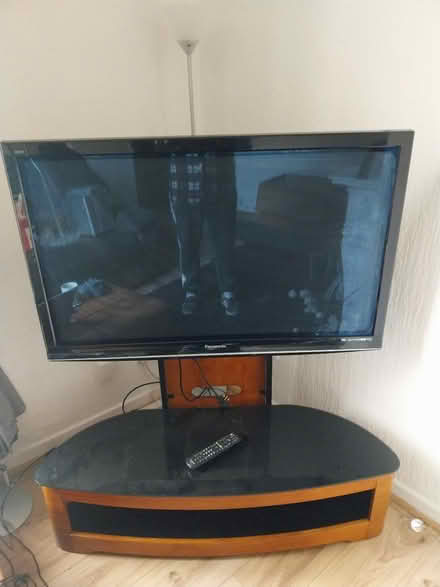Photo of free Panasonic 43in tv (stockport SK7) #1