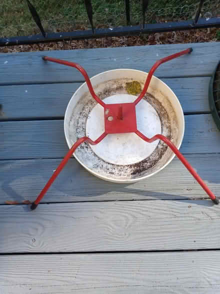 Photo of free Heavy duty Xmas tree stand #2 (Mt Rainier MD) #1