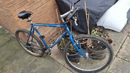 Photo of free Mens bike NEEDS ATTENTION (Taverham NR8) #1