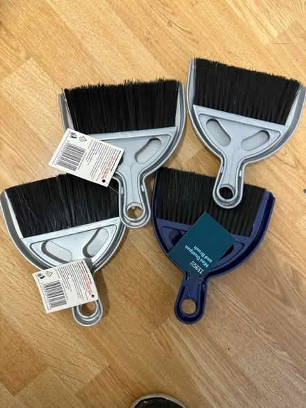 Photo of free Mini dustpans & brushes (Surbiton KT6) #1