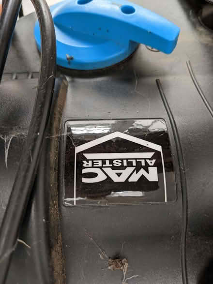 Photo of free Leaf vacuum machine (Cutteslowe OX2) #2