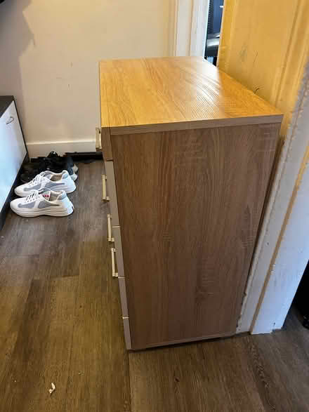 Photo of free Chest of drawers (SE25) #3