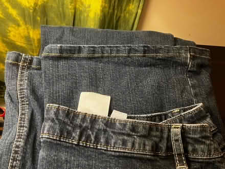 Photo of free Ladies Med Blue, Bootcut Jeans, Size 20 (High Bentham LA2) #2