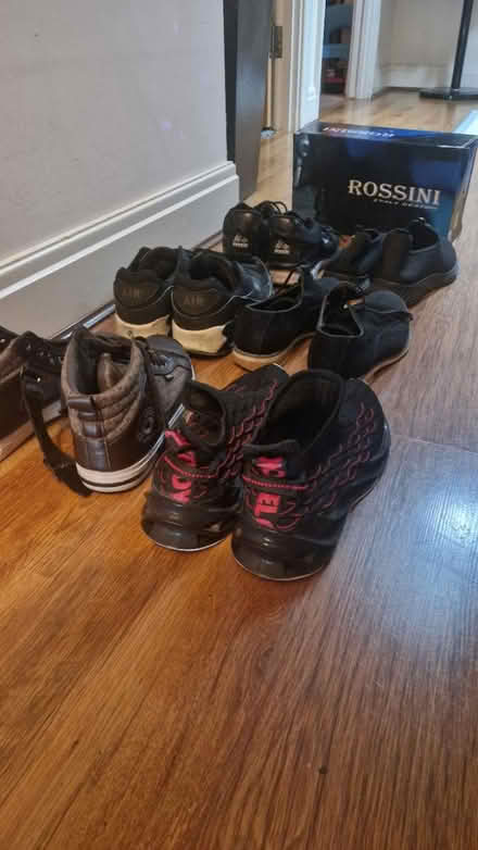 Photo of free shoes (SE11) #3