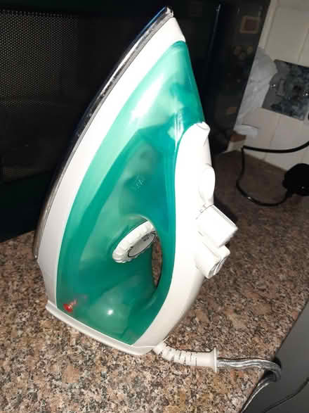 Photo of free Steam Iron (South Croydon, Greater London) #4