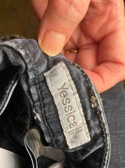 Photo of free Ladies Med Blue, Bootcut Jeans, Size 20 (High Bentham LA2) #3