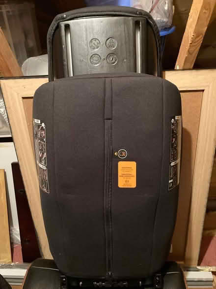 Photo of free Infababy car seat (AB32) #2