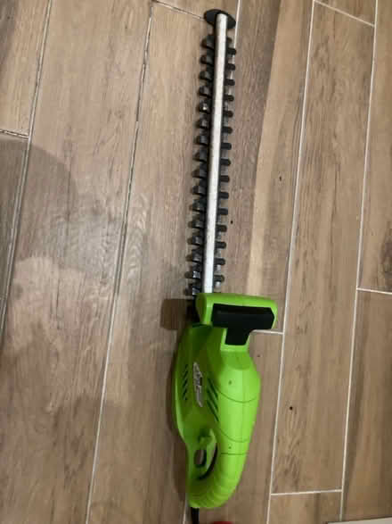 Photo of free Hedge trimmer (Runcorn, WA7) #2