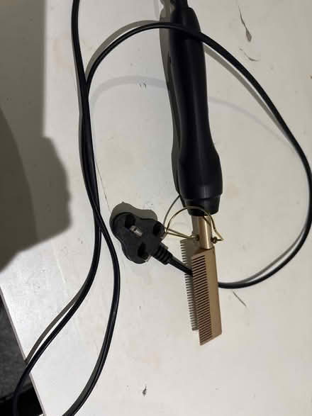 Photo of free Hot comb for hair (Bradford BD1) #1