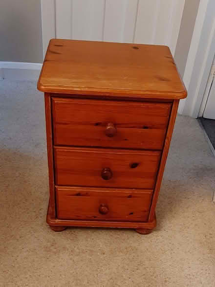 Photo of free Small set of drawers - suitable for bedside (Fleetville AL1) #2
