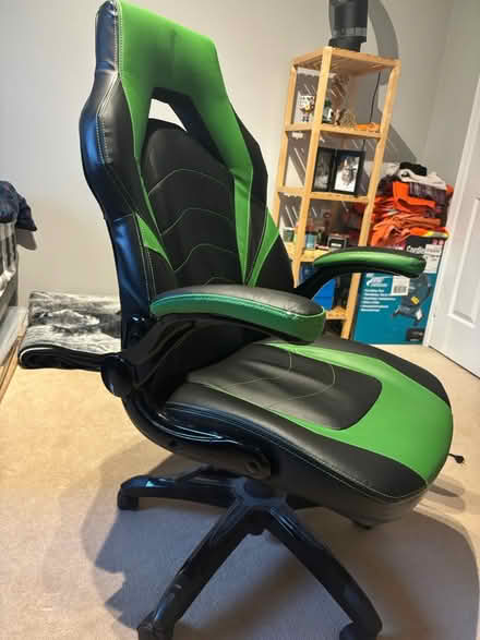 Photo of free Gaming chair (RiverOaks, Oakville) #2