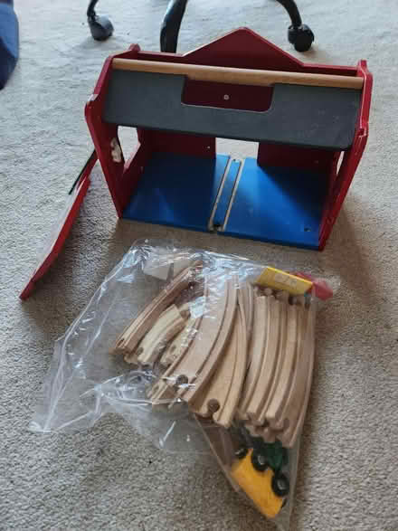 Photo of free Wooden train track (Crowmarsh (OX10)) #2