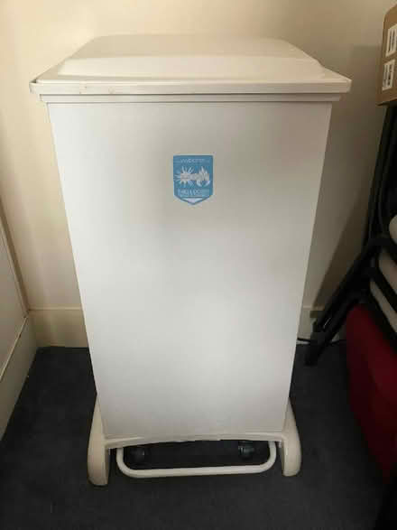 Photo of free Large Pedal Bin (Elmwood Court E10) #2