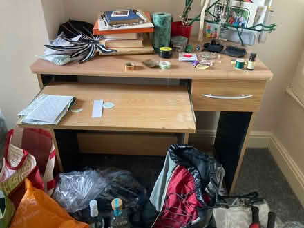 Photo of free Desk (Stirchley, B30) #1