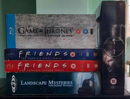 Photo of free Assorted DVDs and Blu Rays (Phiĺadelphia DH4) #1