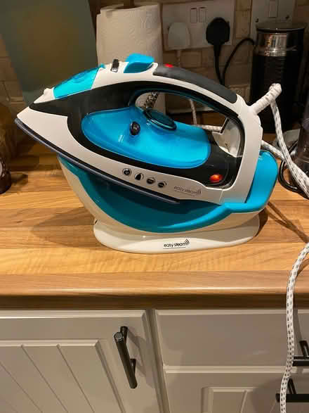Photo of free Steam Iron (corded or cordless) (Great Brickhill) #1