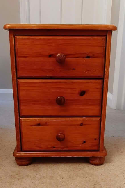 Photo of free Small set of drawers - suitable for bedside (Fleetville AL1) #1