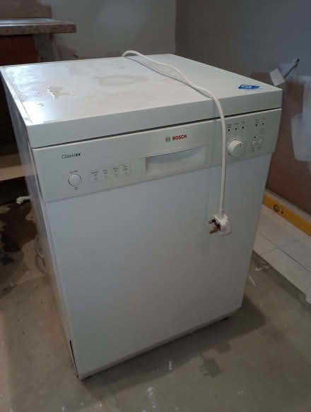 Photo of free Bosch dishwasher (Maldon CM9) #1