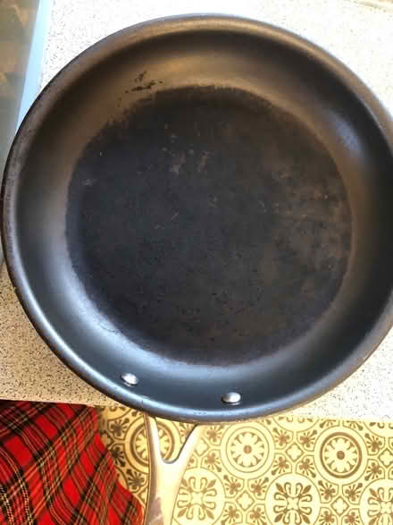 Photo of free non stick frying pan (Anstey LE7) #4