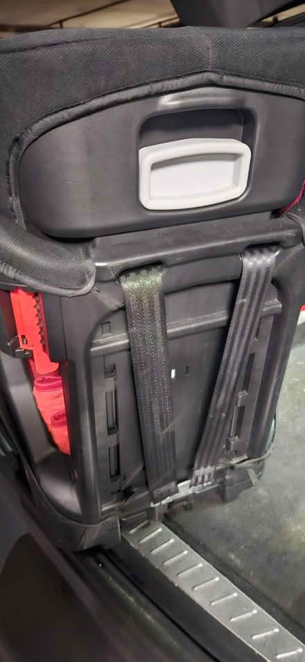 Photo of free Car seat (Brent) #3