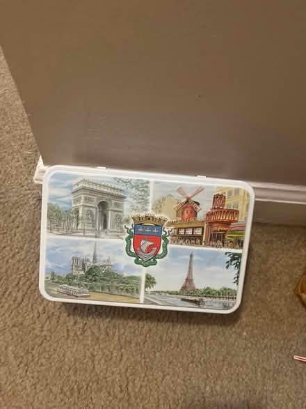 Photo of free Paris lunchbox tin (Royal Oak, MI) #1