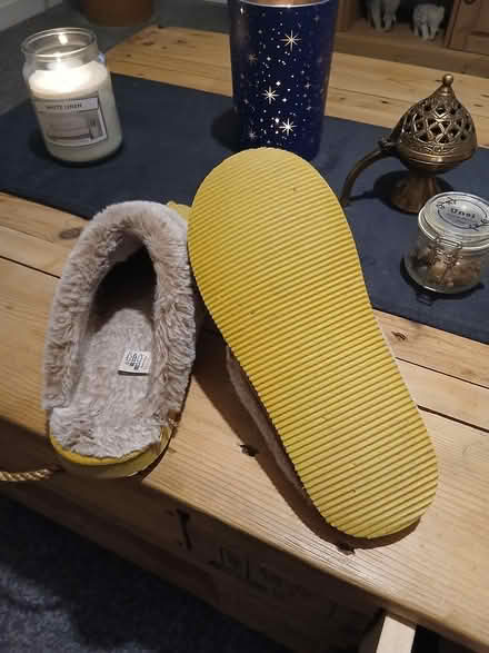 Photo of free Slippers size 8 (HG3) #1