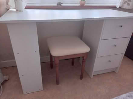Photo of free White desk or bedroom unit (Upton poole dorset) #3