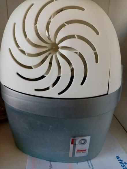 Photo of free Unibond Vapour (WA5) #1