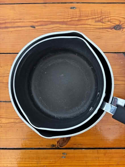 Photo of free Set of 3 saucepans + lids (SE24) #3