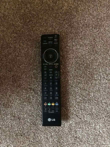 Photo of free 20" LG Tv (Llyn-Peninsula-Freegle CGA LL53) #1