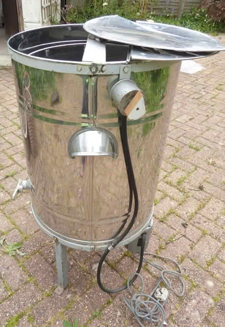 Photo of free stainless steel honey extractor (Emsworth PO10) #1