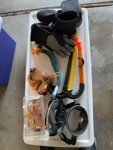 Photo of free Scuba gear (Cherry Lane, Saratoga) #1