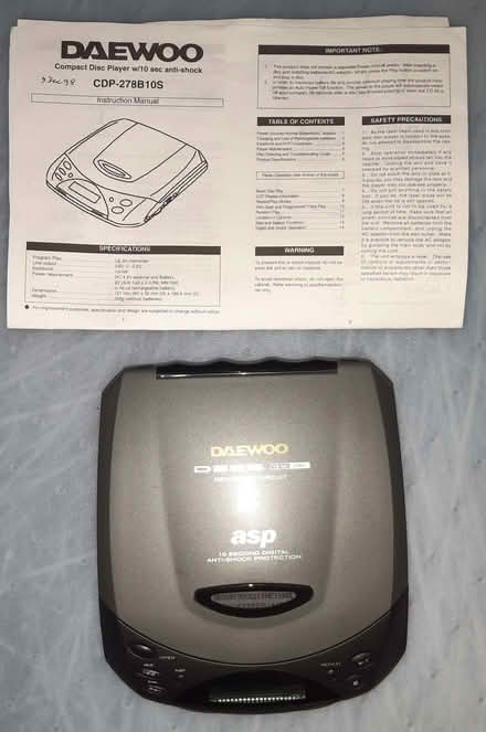 Photo of free Daewoo CD-102 CD player & power supply. (Newton Mearns G77) #3