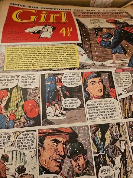Photo of free 'GIRL' magazines from the 1950's (GU2 0nslow village) #1