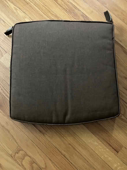 Photo of free Brown seat cushions (NE side of Lombard) #2