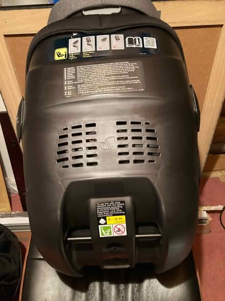 Photo of free Joie car seat & i-Base (AB32) #2