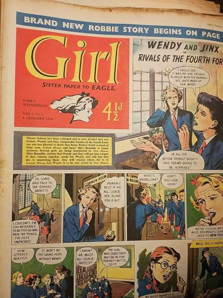 Photo of free 'GIRL' magazines from the 1950's (GU2 0nslow village) #2
