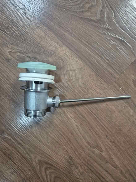 Photo of free Pop Up Basin Waste with Lever Unused (Bengeo SG14) #1